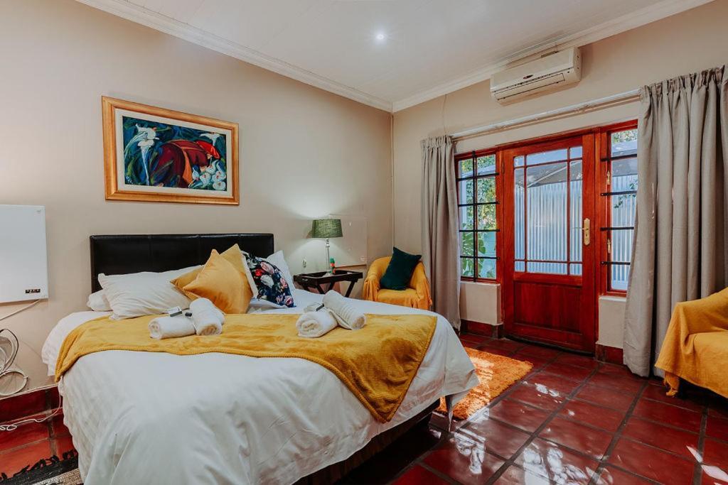 Riverbank Lodge Upington Ngoại thất bức ảnh
